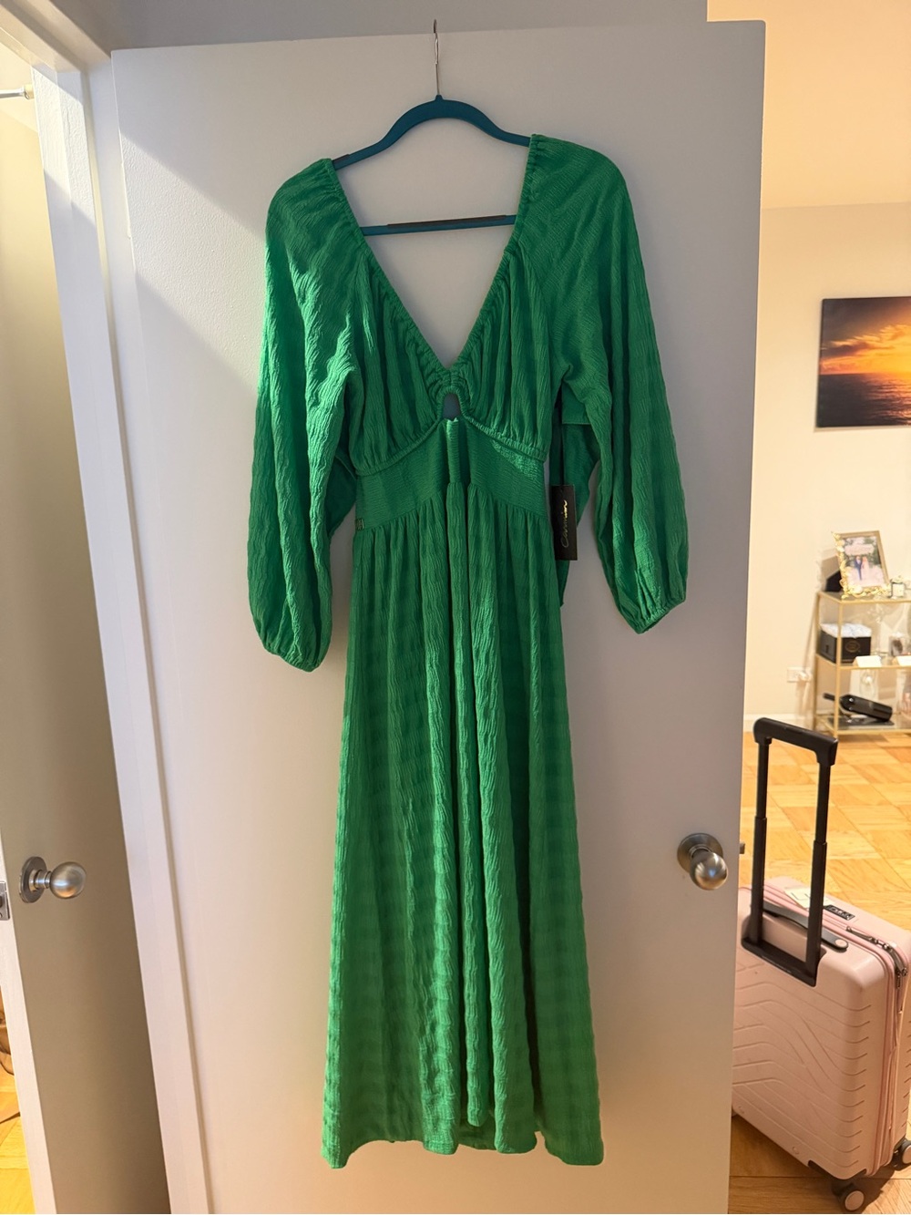 Green V-Neck Long Sleeve Maxi Dress